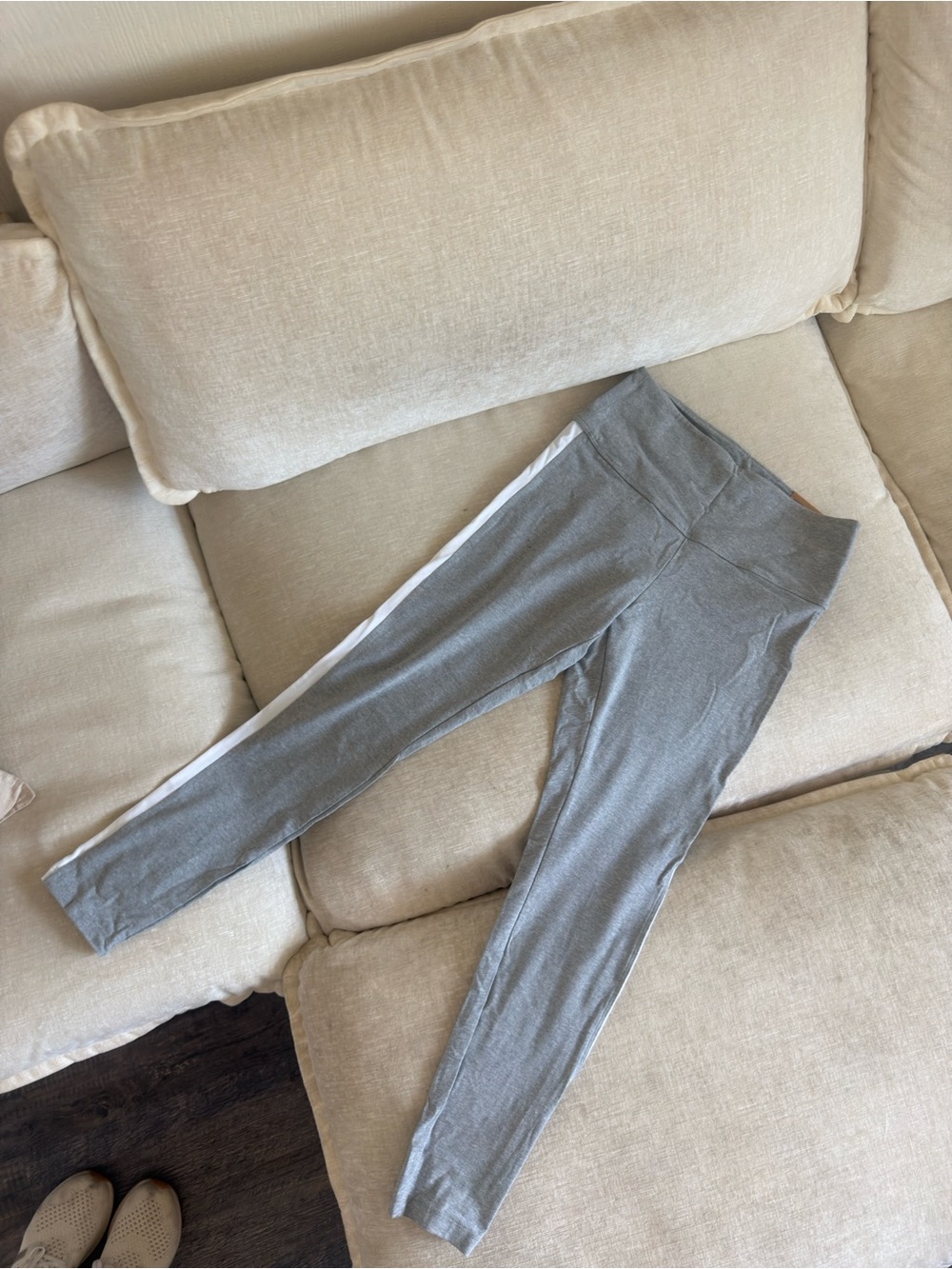 NWT - PINK ACTIVE - Victoria Secret’s Gray Cotton leggings - Picture 2 of 9